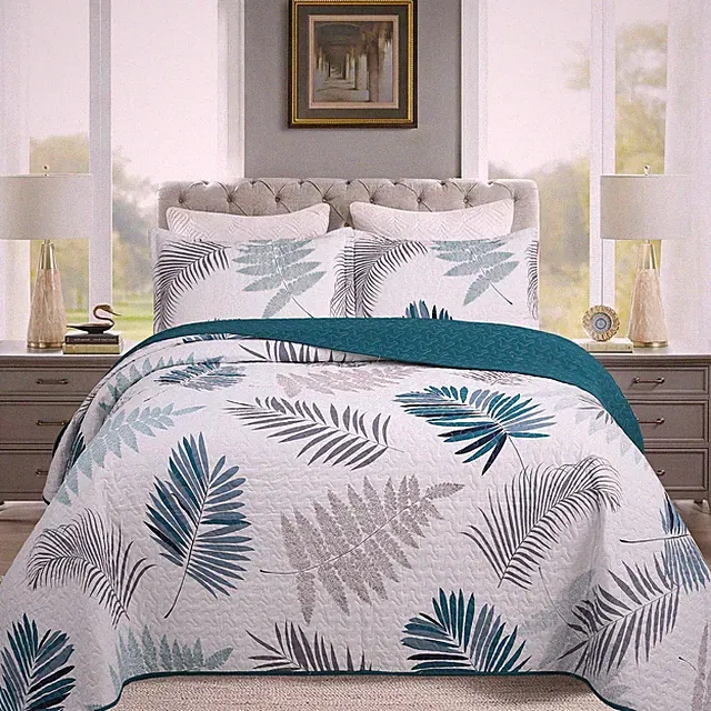 3 Piece Printed Leaf Quilt Set Cozy Bedspread Set Perfect for Guest Rooms